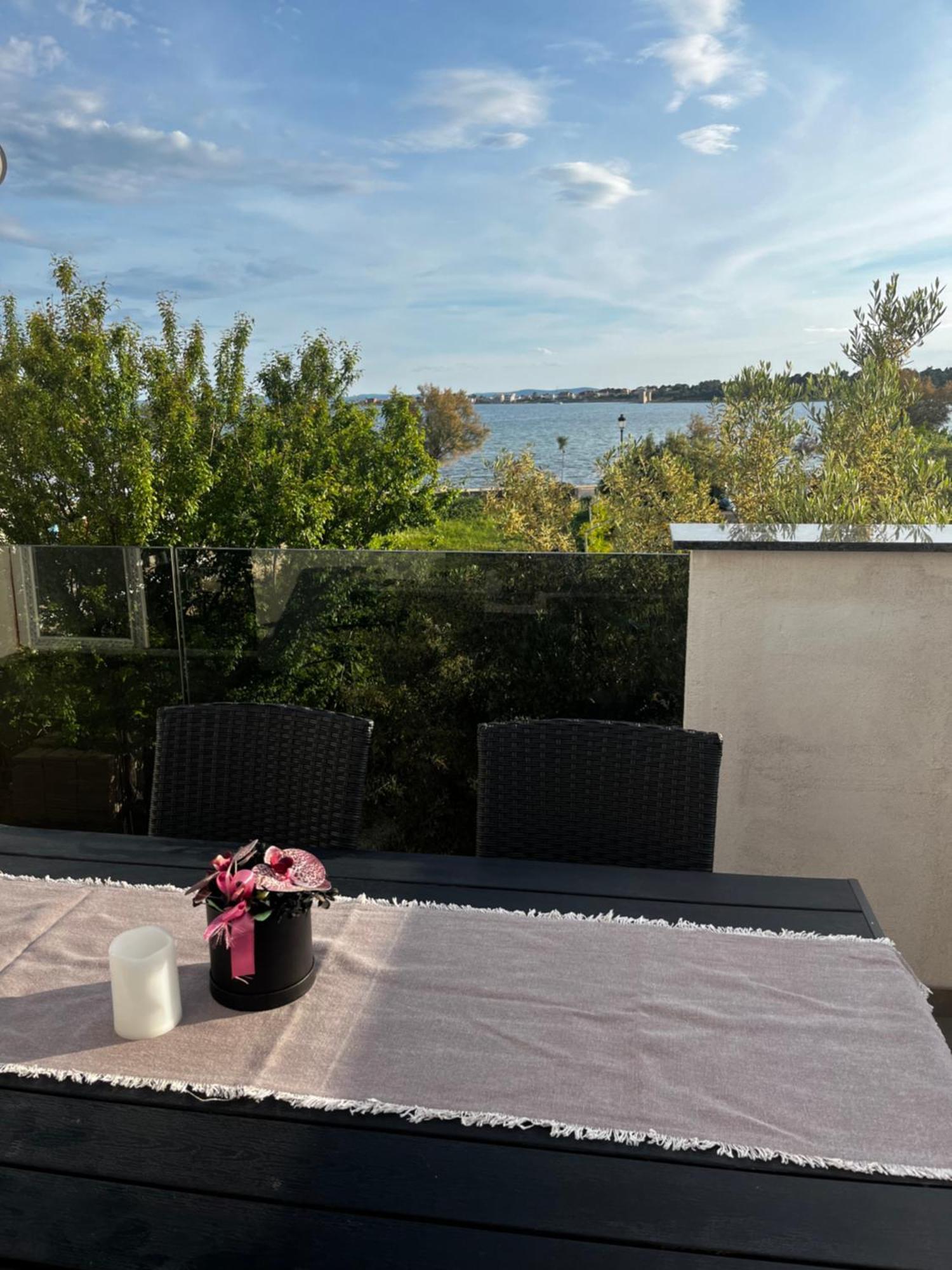 Apartma Smit Vir Dış mekan fotoğraf