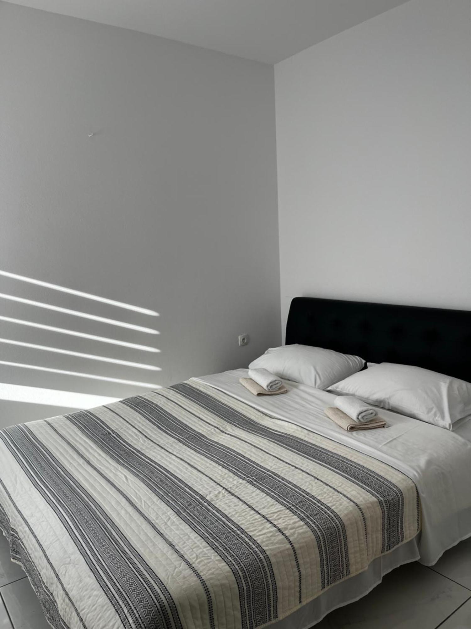 Apartma Smit Vir Dış mekan fotoğraf